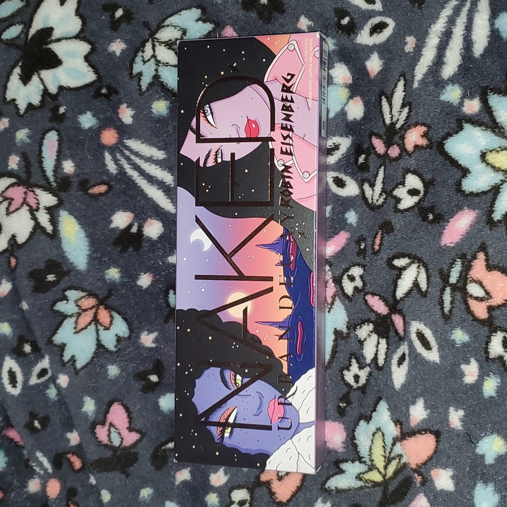 New Urban Decay Robin Eisenberg Eye Shadow Palette